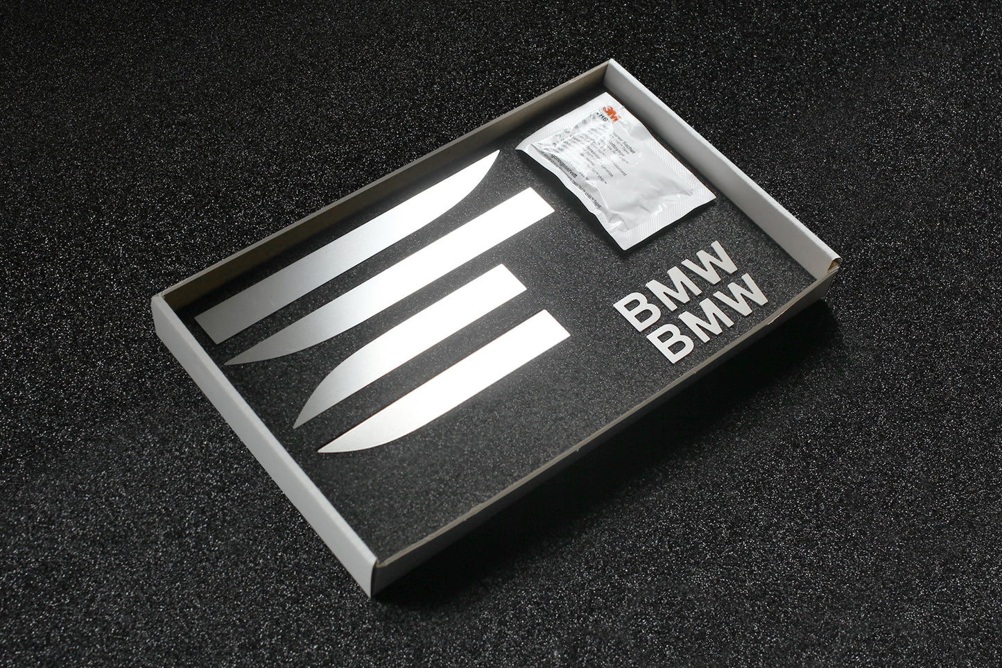 BMW 5-serie F10/F11 - Instegslistdetaljer Framdörrar Komplett kit